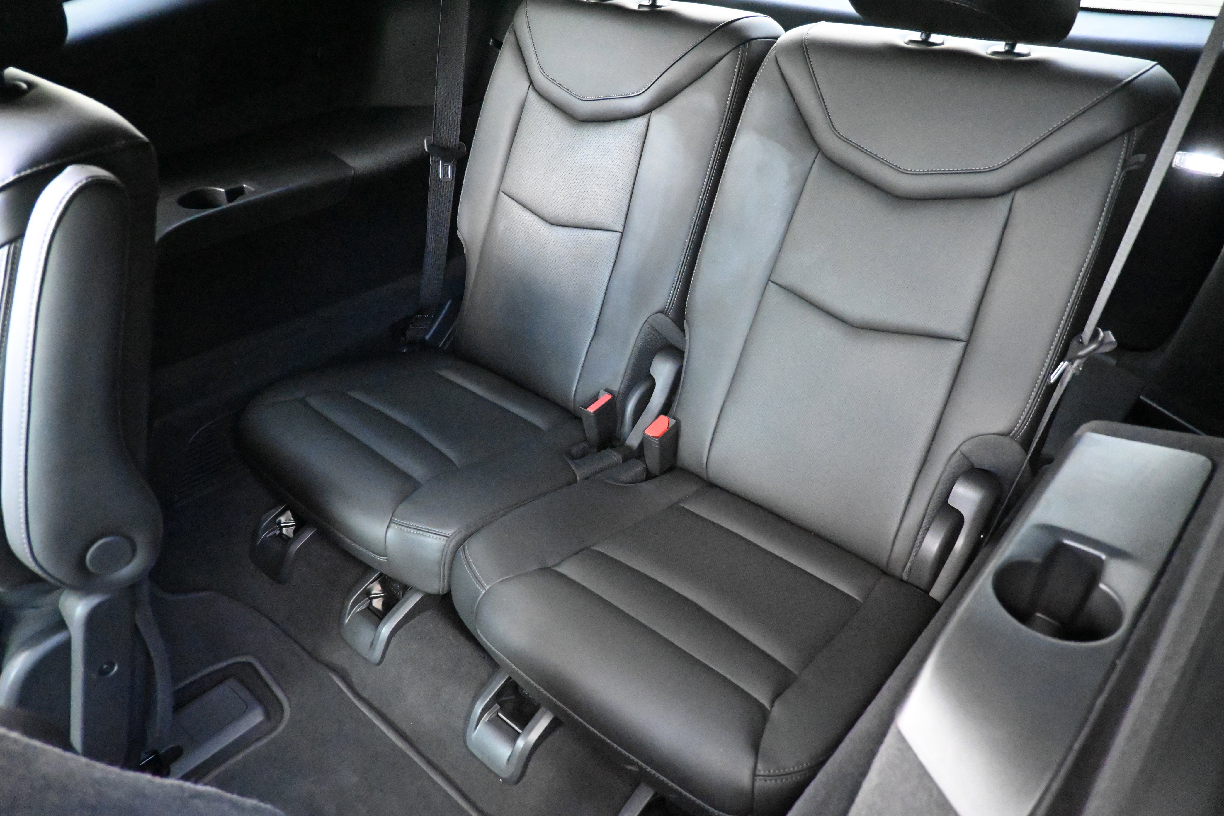 Used 2025 Cadillac XT6 Premium Luxury image 19
