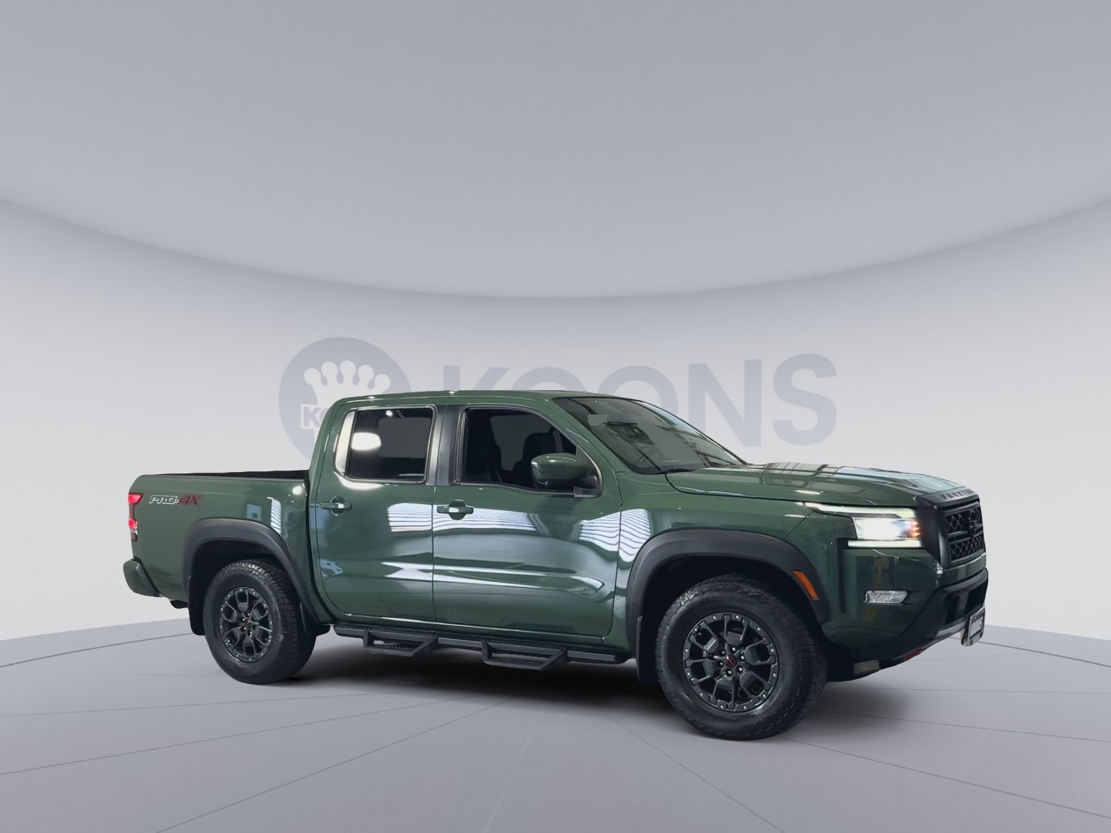 Used 2023 Nissan Frontier PRO-4X w/ Pro-4X Premium Package AWD/4WD image 2