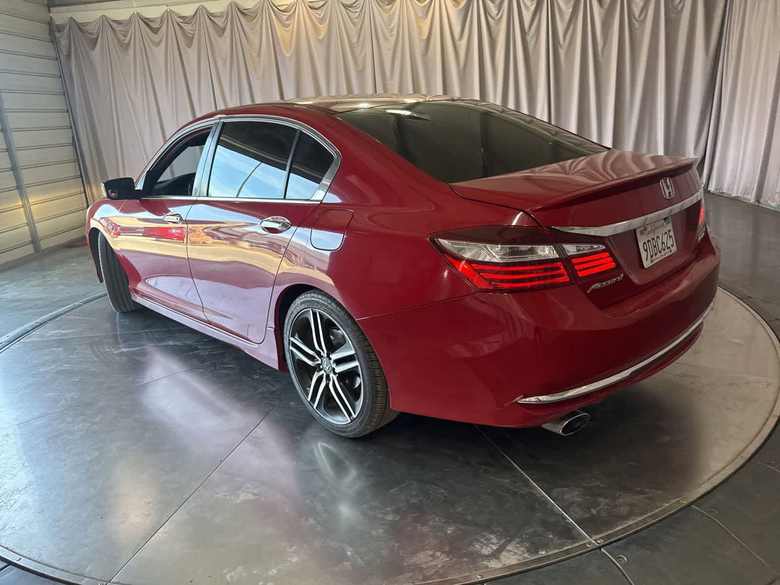 Used 2017 Honda Accord Sport Special Edition image 7