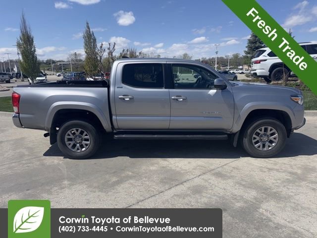Used 2016 Toyota Tacoma SR5 w/ SR5 Appearance Package (SN) image 2