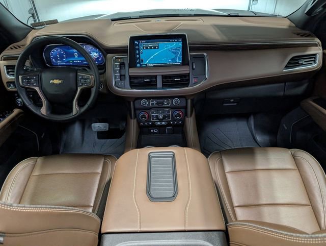 Used 2024 Chevrolet Suburban High Country w/ Max Trailering Package AWD/4WD image 13