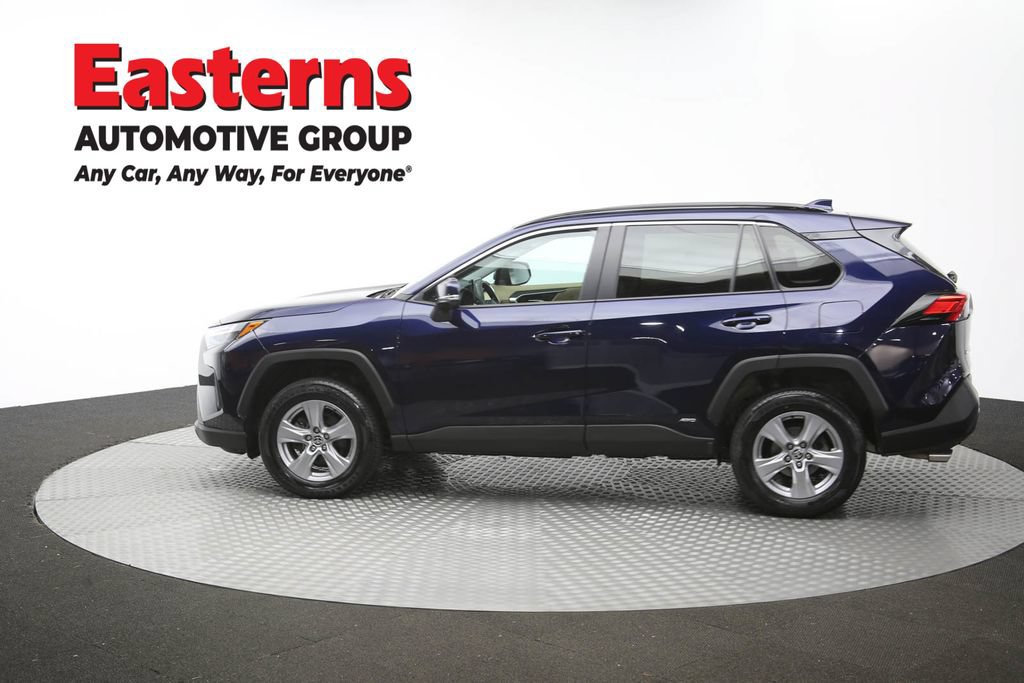 Used 2022 Toyota RAV4 XLE AWD/4WD image 65