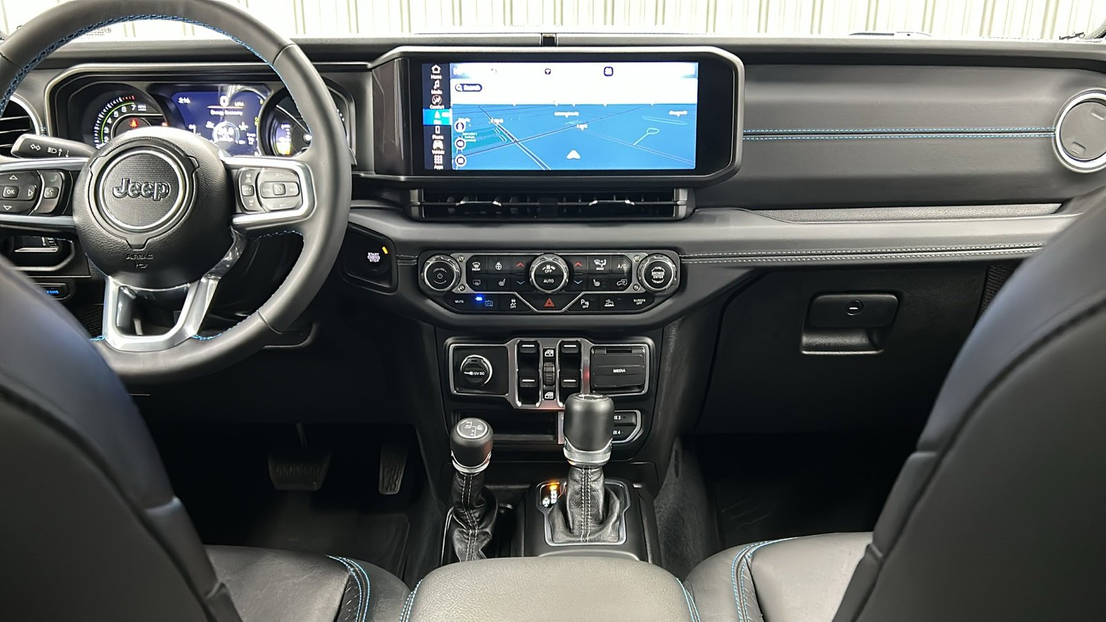 Used 2024 Jeep Wrangler High Altitude image 32