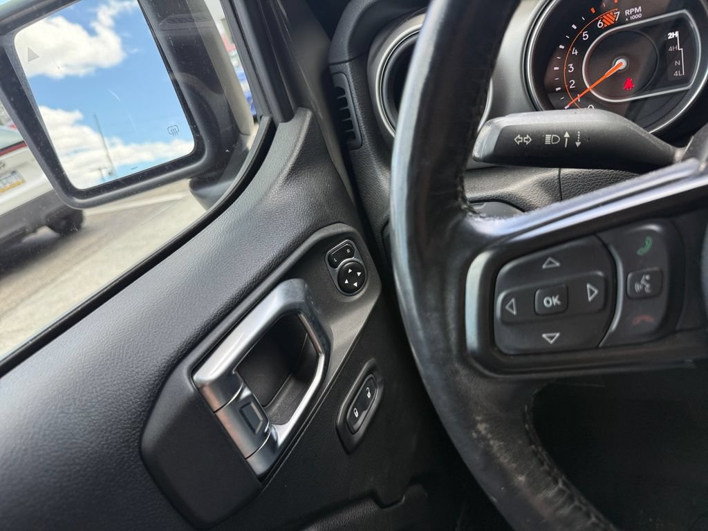 Used 2020 Jeep Wrangler Unlimited Sport AWD/4WD image 29