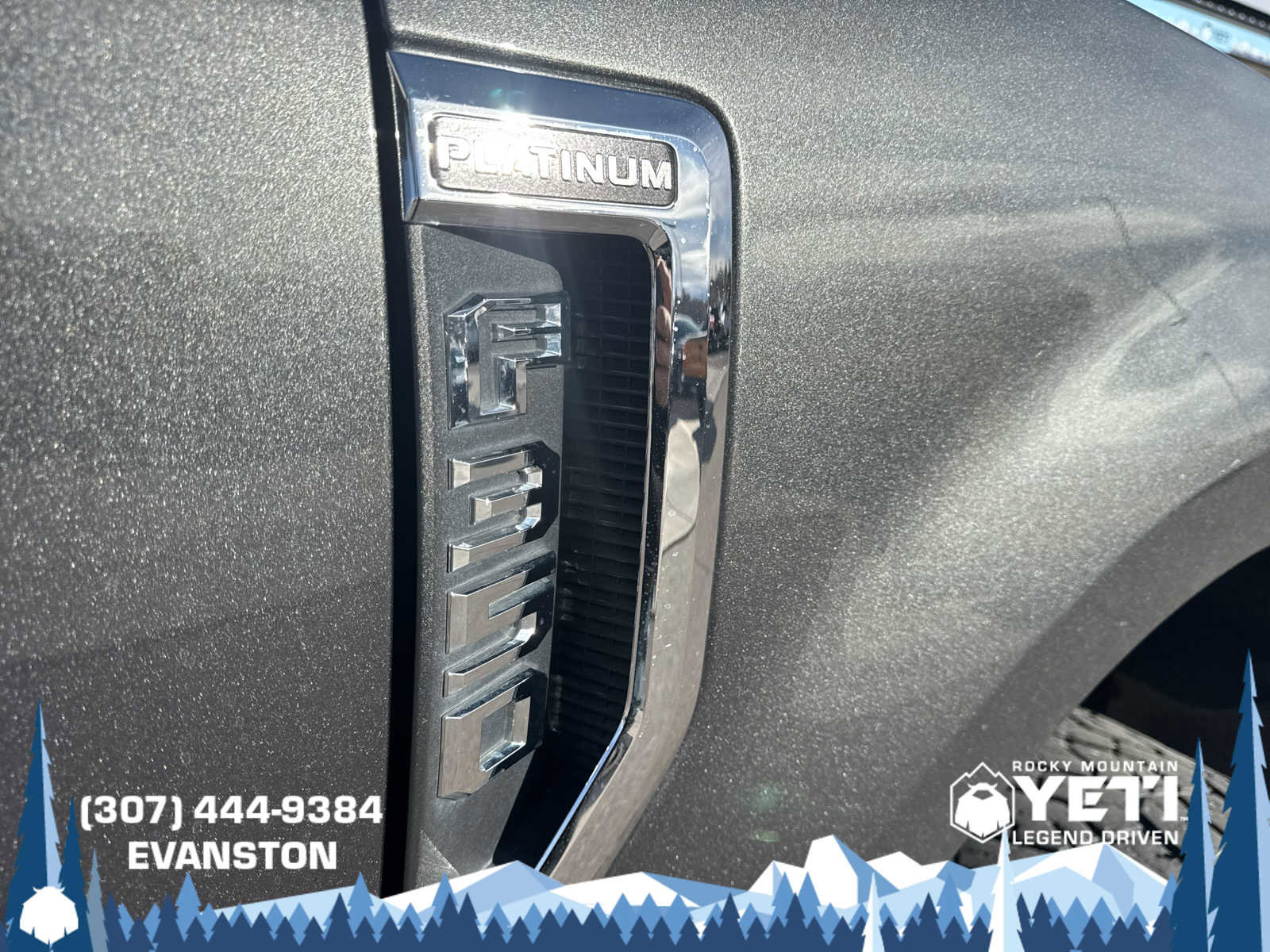 Used 2017 Ford F350 Platinum w/ Platinum Ultimate Package image 10