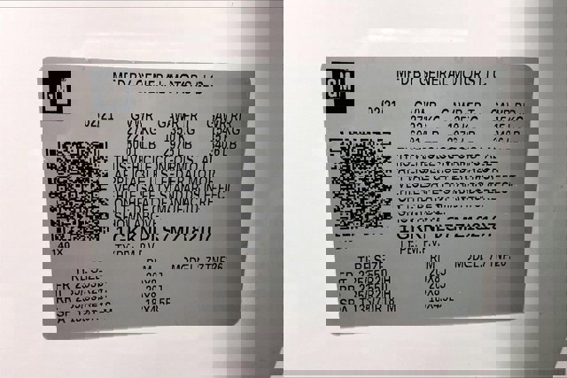 Used 2021 GMC Acadia Denali w/ LPO, Floor Liner Package image 44