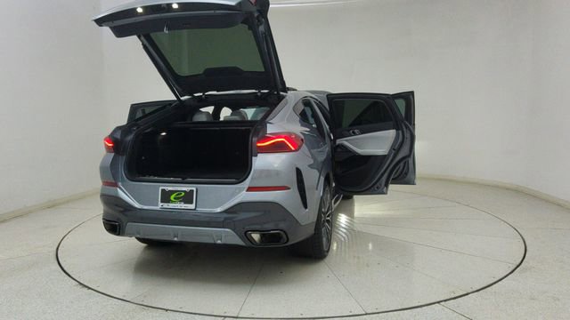 Used 2026 BMW X6 xDrive40i w/ Climate Comfort Package image 79
