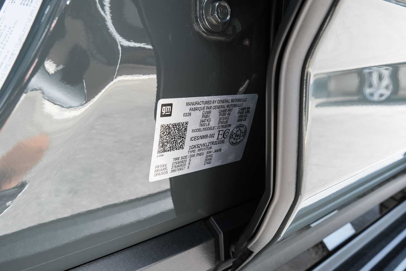 Used 2026 GMC Yukon AT4 Ultimate w/ LPO, Floor Liner Package AWD/4WD image 69