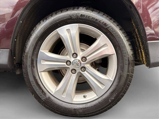 Used 2013 Toyota Highlander Limited image 9