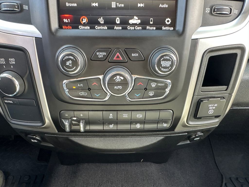 Used 2018 RAM 2500 Big Horn image 31