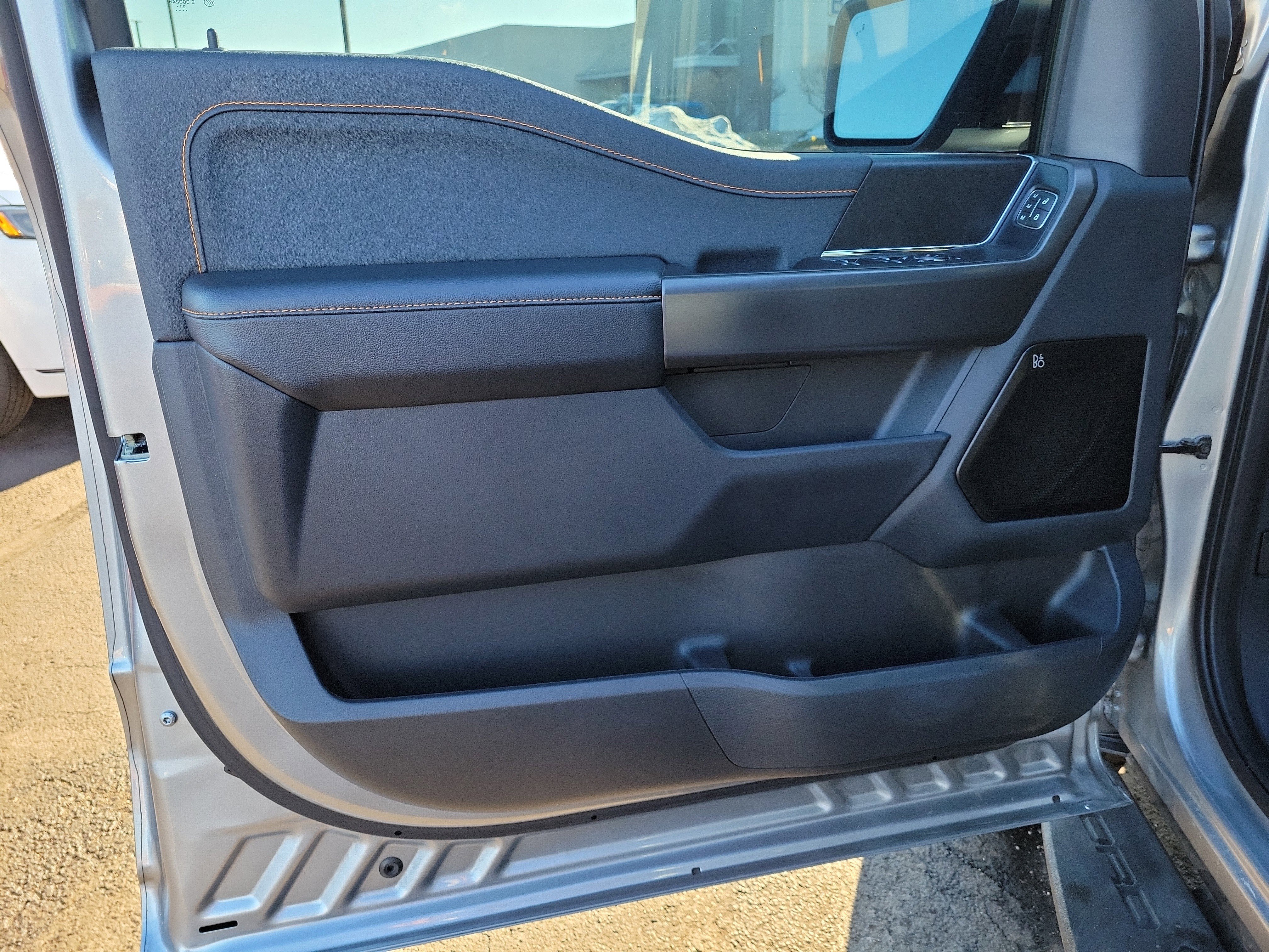 Used 2025 Ford F150 Tremor w/ Equipment Group 402A High image 15