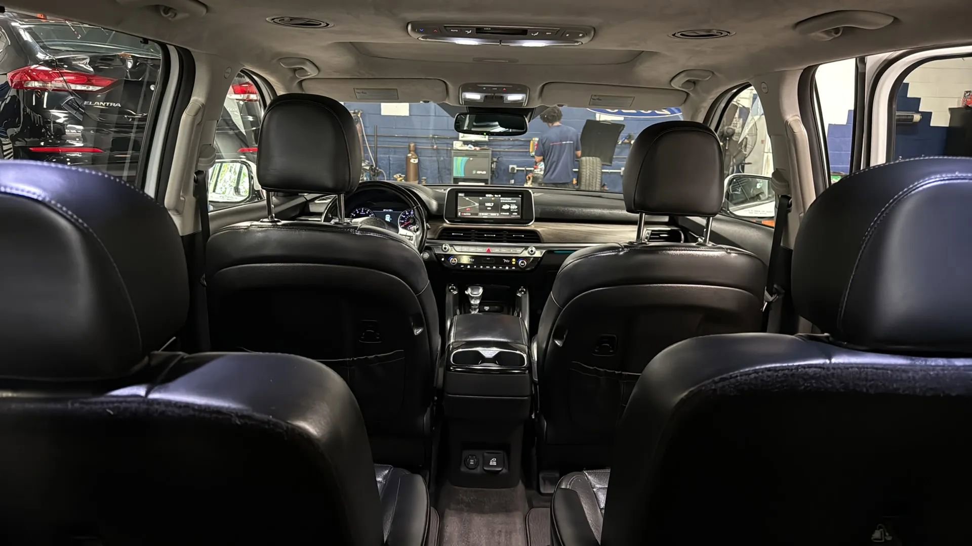 Used 2020 Kia Telluride SX w/ SX Prestige Package image 22