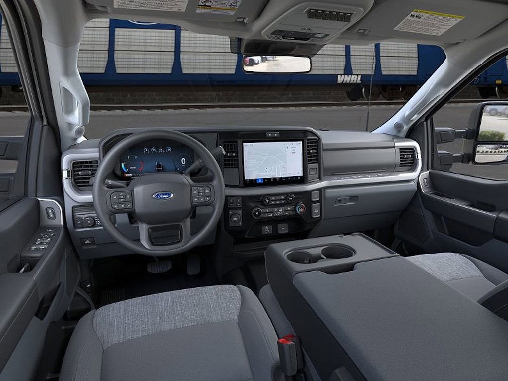New 2026 Ford F450 XLT w/ XLT Premium Package image 9