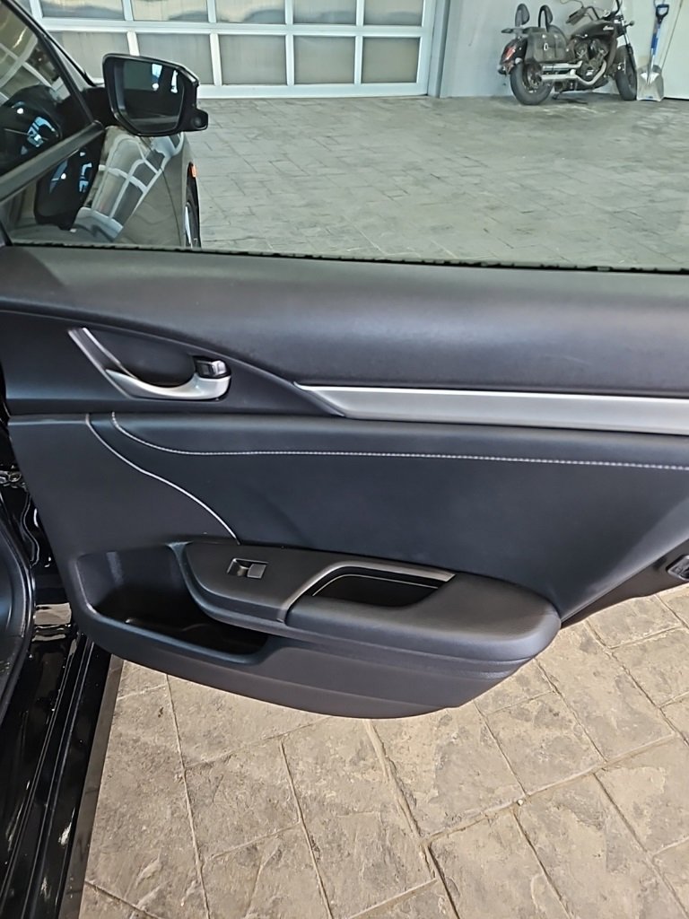 Used 2020 Honda Civic EX-L image 15