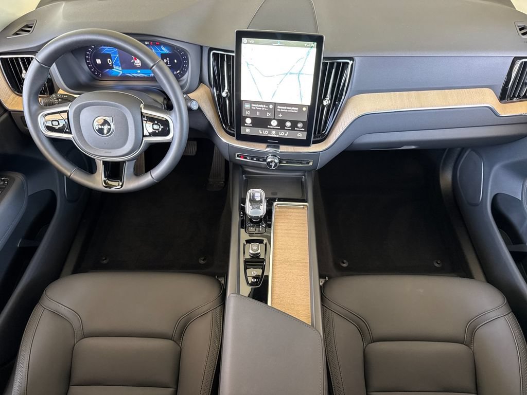New 2026 Volvo XC60 B5 Core AWD/4WD image 12