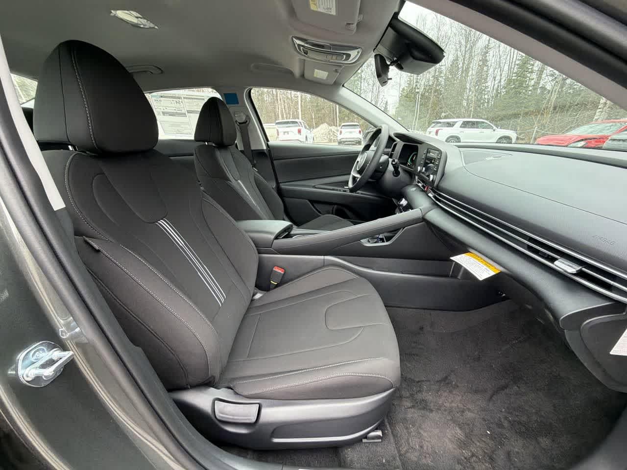 New 2026 Hyundai Elantra Hybrid FWD image 19