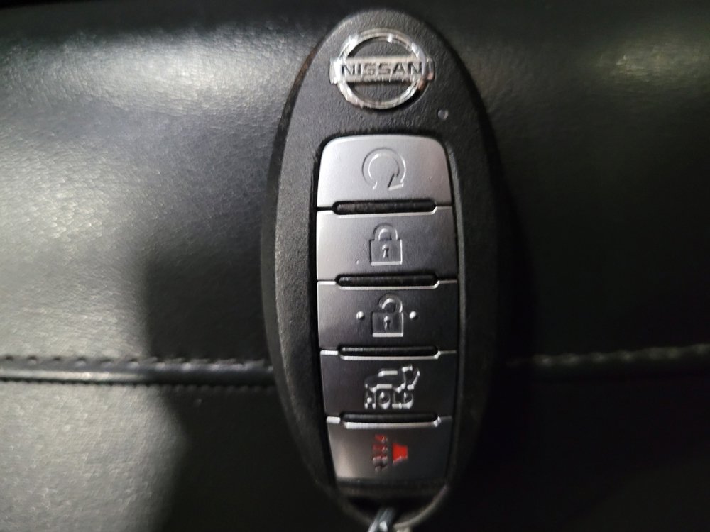 Used 2019 Nissan Rogue SL image 32