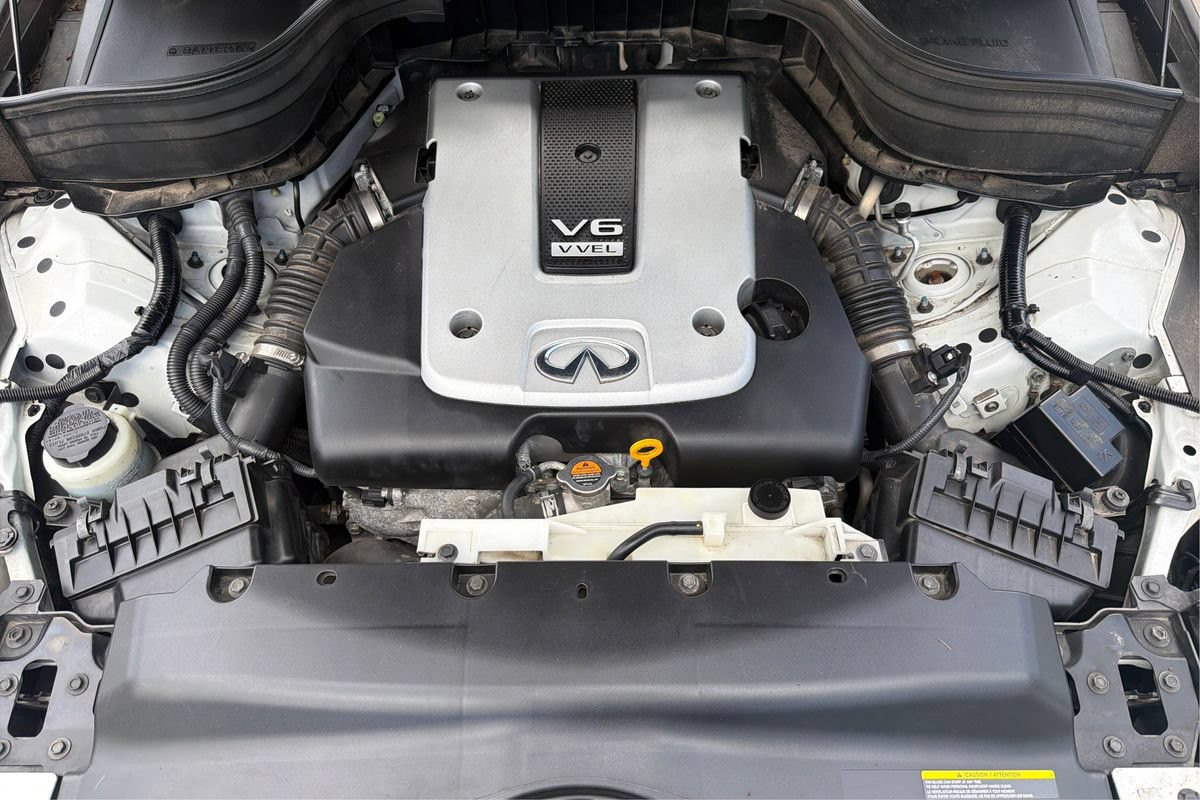 Used 2017 INFINITI QX50 2WD w/ Premium Package image 25