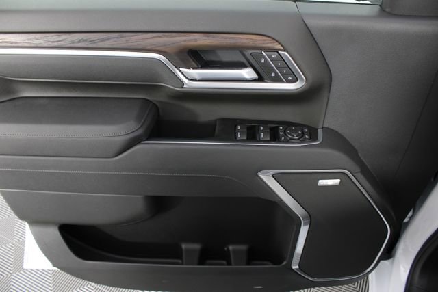 New 2026 GMC Sierra 2500 SLT AWD/4WD image 13