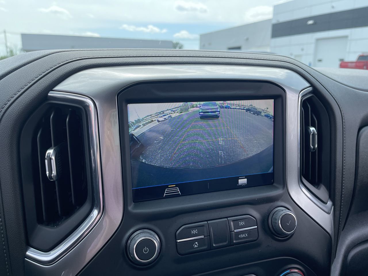 Used 2021 Chevrolet Silverado 1500 RST image 14