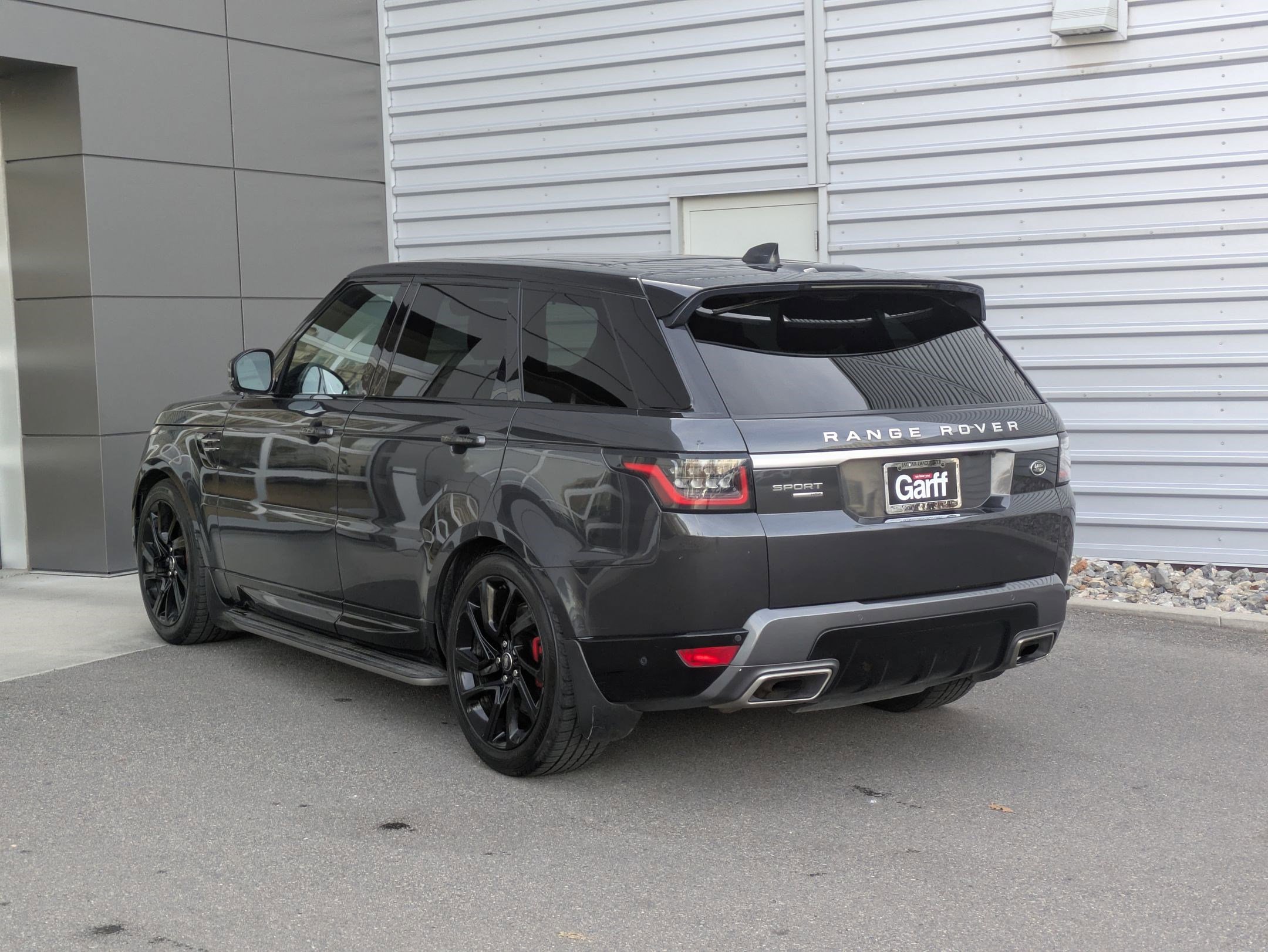 Used 2019 Land Rover Range Rover Sport HSE image 3