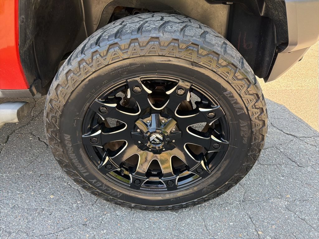 Used 2009 HUMMER H3T Luxury AWD/4WD image 9