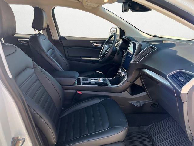 Used 2024 Ford Edge SEL w/ Convenience Package image 15