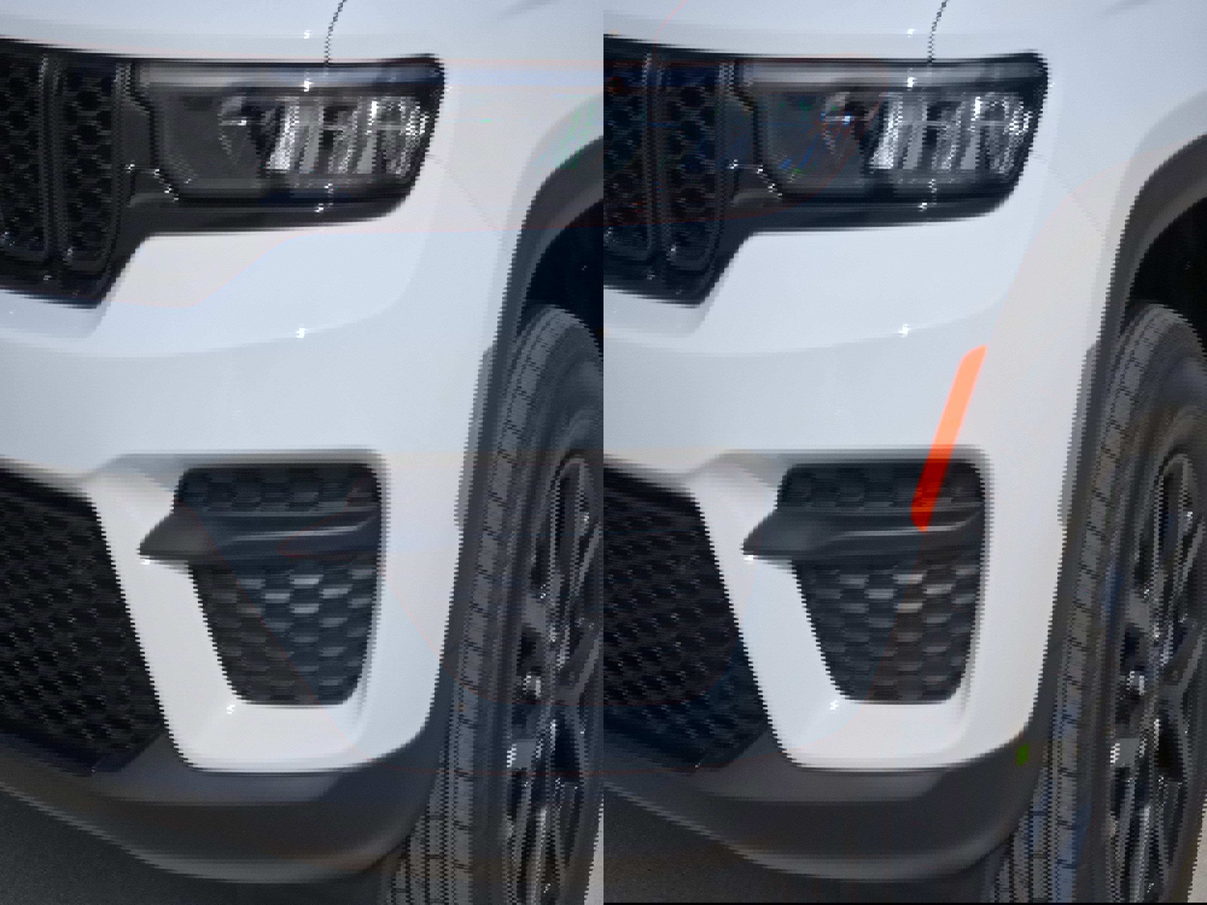 New 2025 Jeep Grand Cherokee Altitude image 7