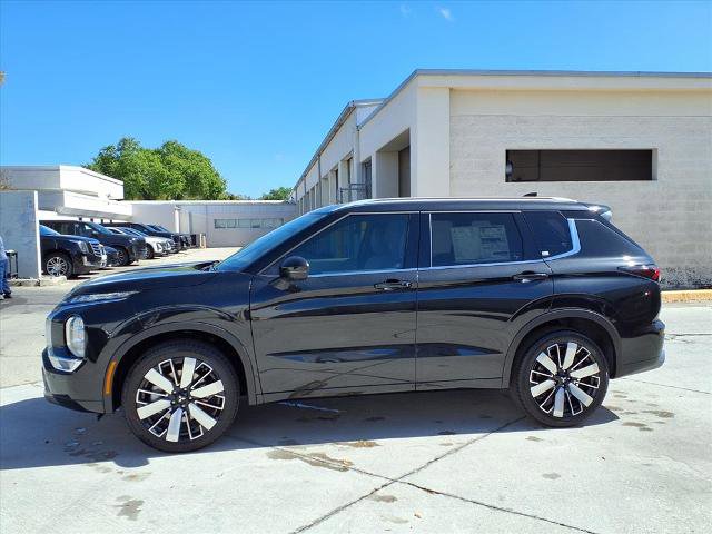 New 2026 Mitsubishi Outlander SEL image 2