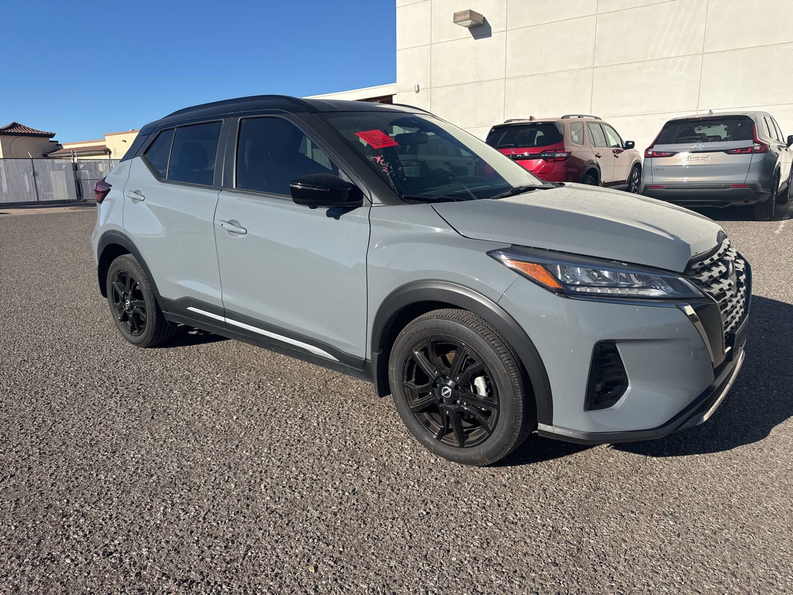Used 2023 Nissan Kicks SR w/ SR Premium Package image 6