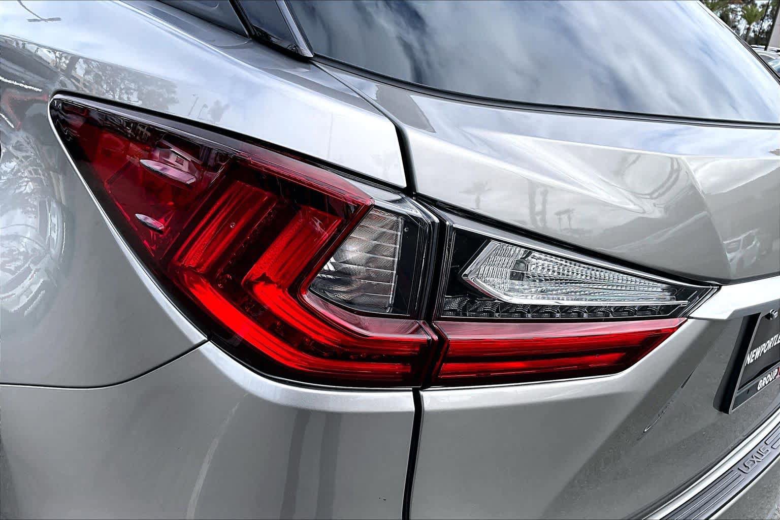 Used 2020 Lexus RX 450h AWD w/ Premium Package image 27