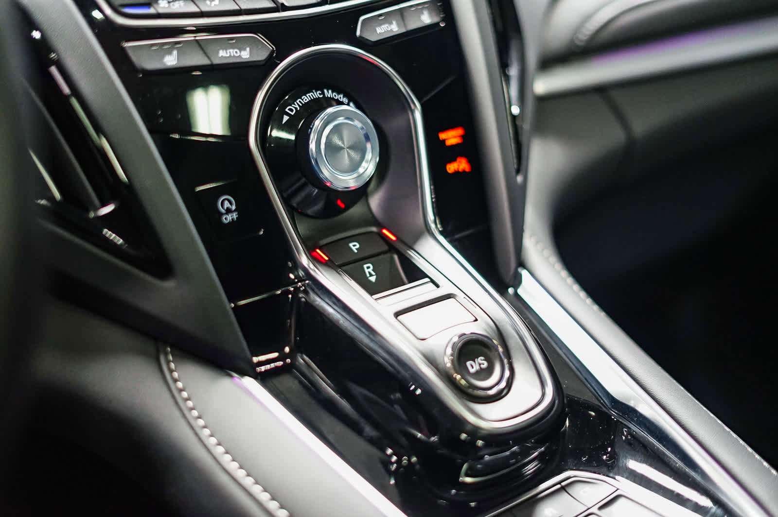 Used 2025 Acura RDX SH-AWD w/ Technology Package image 24