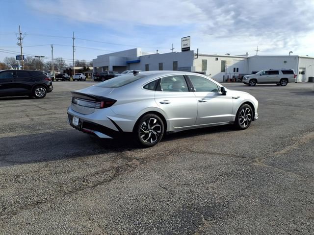 Used 2025 Hyundai Sonata SEL image 17