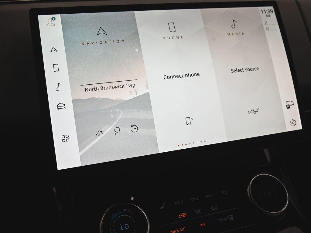 Used 2023 Land Rover Range Rover Sport SE Dynamic image 18