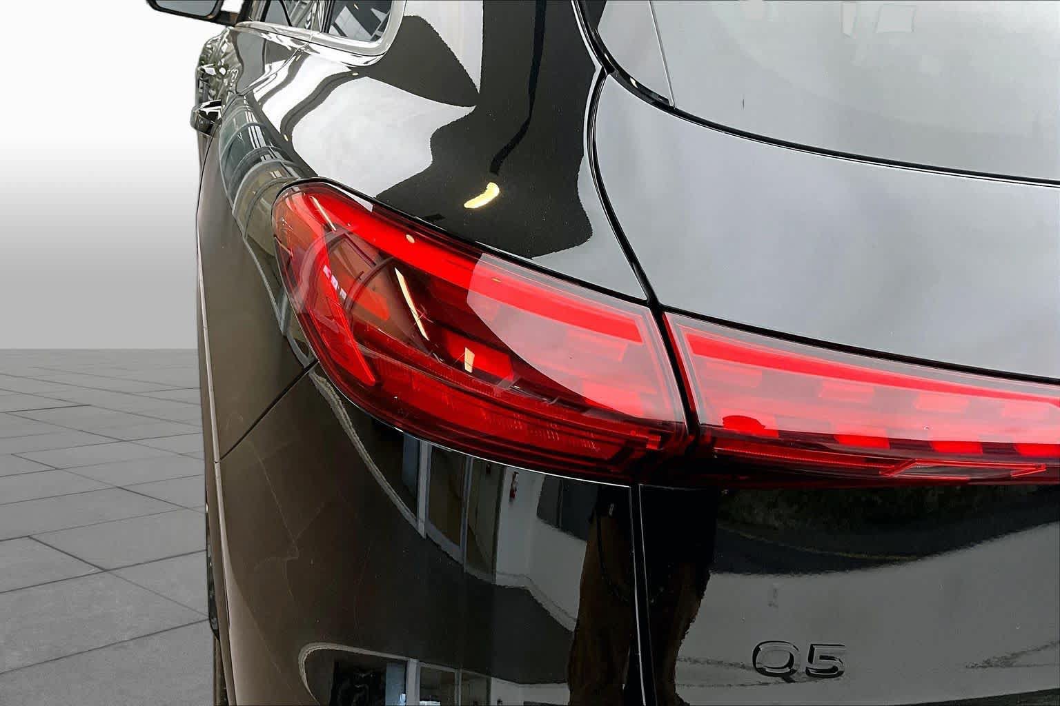 Certified 2025 Audi Q5 Premium AWD/4WD image 27