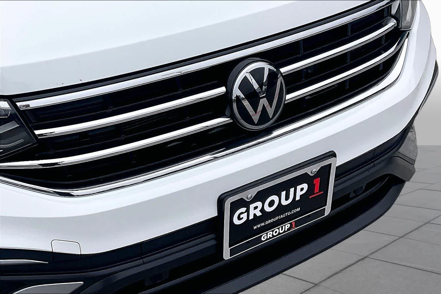 Used 2024 Volkswagen Tiguan Wolfsburg Edition FWD image 30