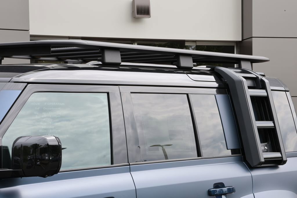 New 2026 Land Rover Defender 110 OCTA AWD/4WD image 7