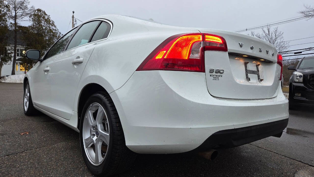 Used 2012 Volvo S60 T5 image 10