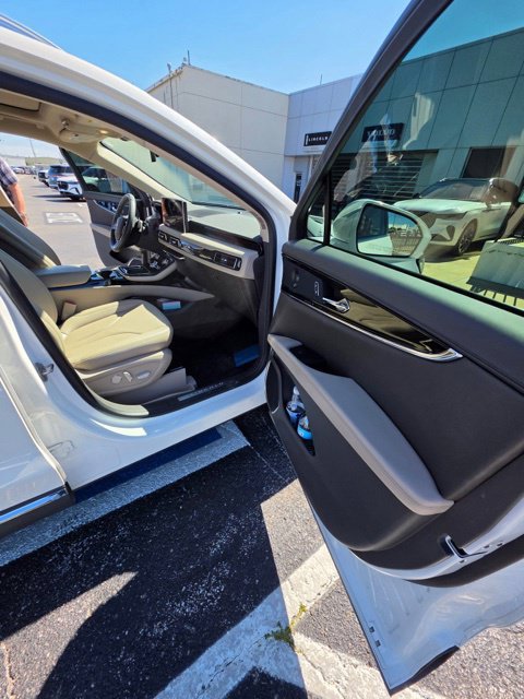 Used 2022 Lincoln Nautilus Reserve FWD image 20