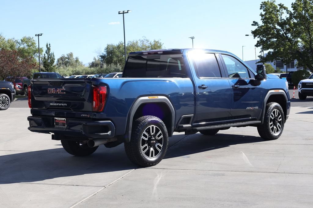 Used 2022 GMC Sierra 3500 AT4 w/ AT4 Premium Plus Package AWD/4WD image 6