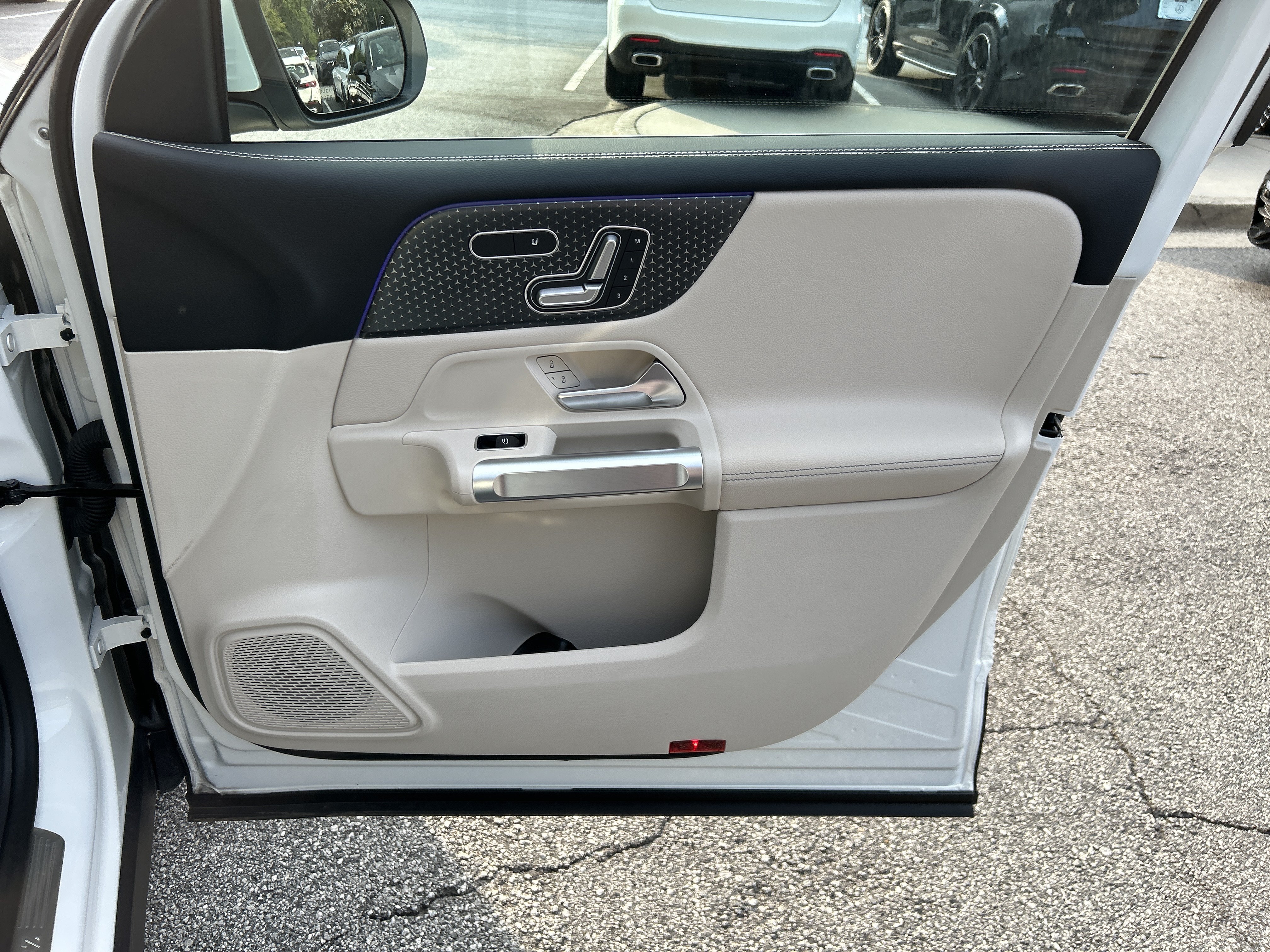 Certified 2024 Mercedes-Benz GLB 250 image 45