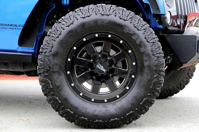 Used 2015 Jeep Wrangler Unlimited Willys image 2