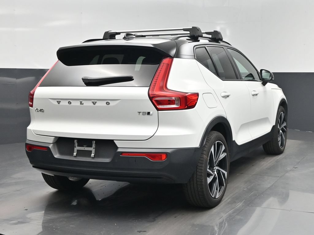 Used 2022 Volvo XC40 T5 R-Design AWD/4WD image 27