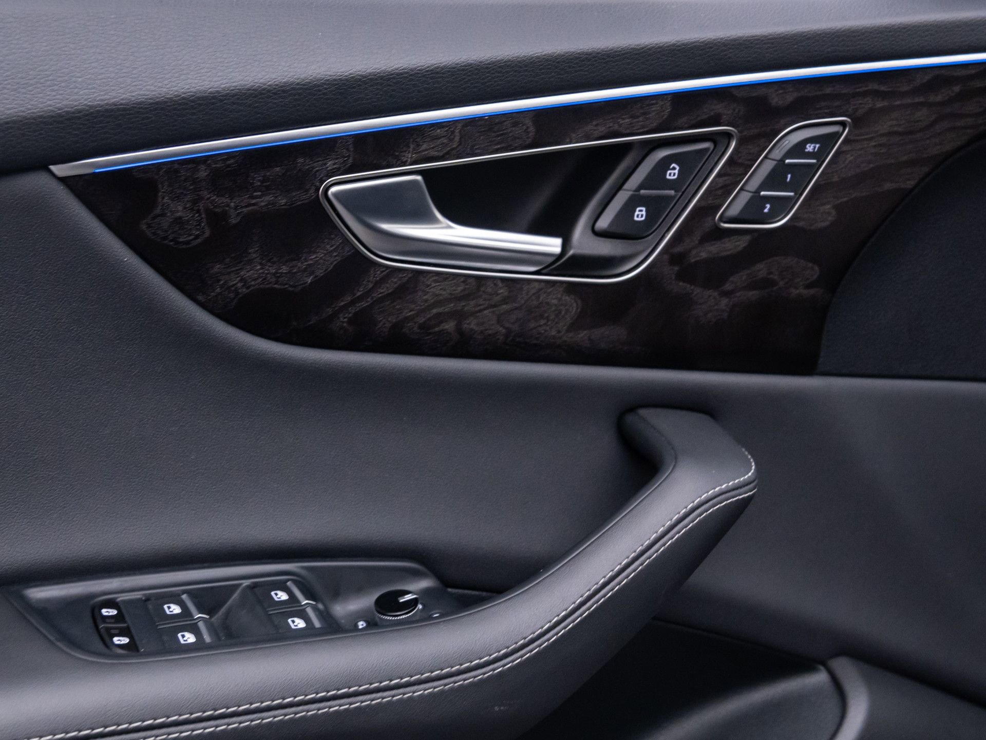 Used 2023 Audi Q8 Premium Plus image 13