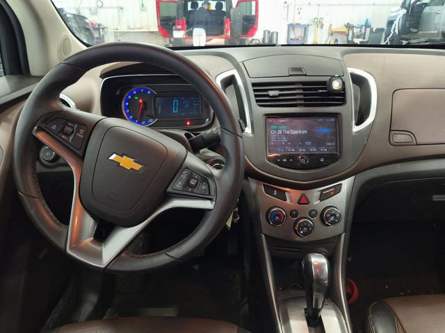 Used 2015 Chevrolet Trax LTZ AWD/4WD image 4