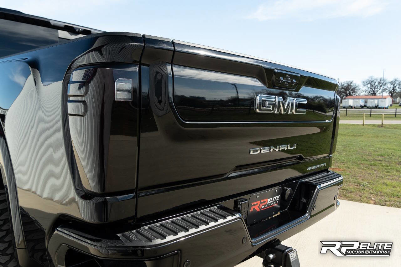 Used 2025 GMC Sierra 2500 Denali Ultimate image 34