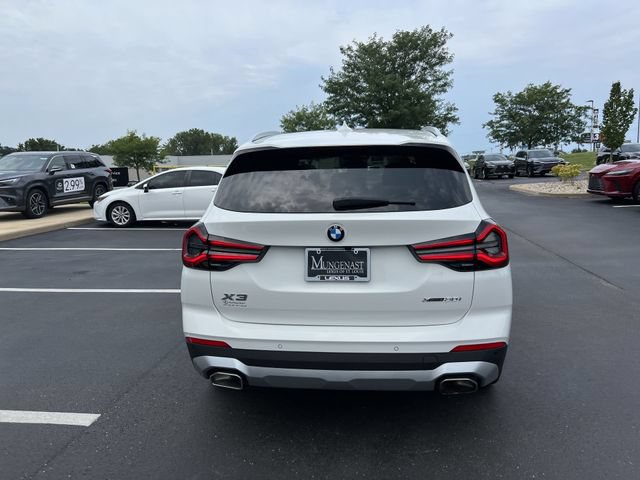 Used 2022 BMW X3 xDrive30i w/ Convenience Package AWD/4WD image 4