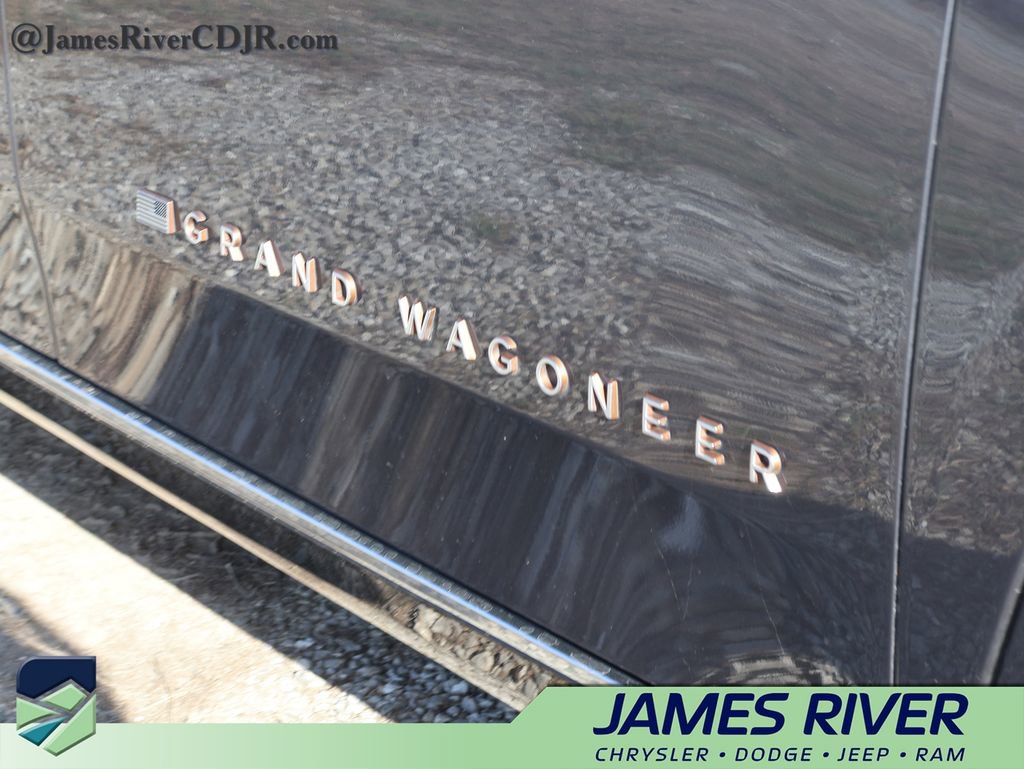 Used 2024 Jeep Grand Wagoneer L Series III image 9