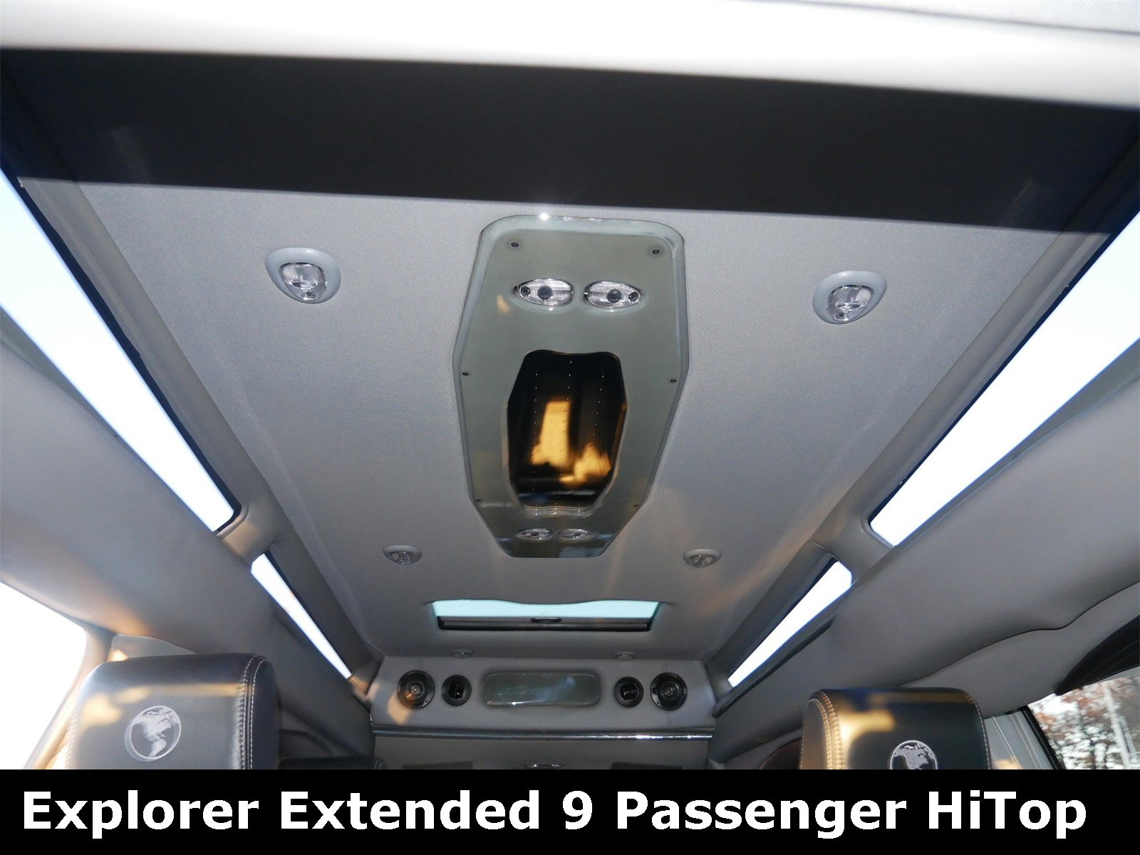 Used 2019 GMC Savana 2500 Work Van w/ Enhanced Convenience Package image 18