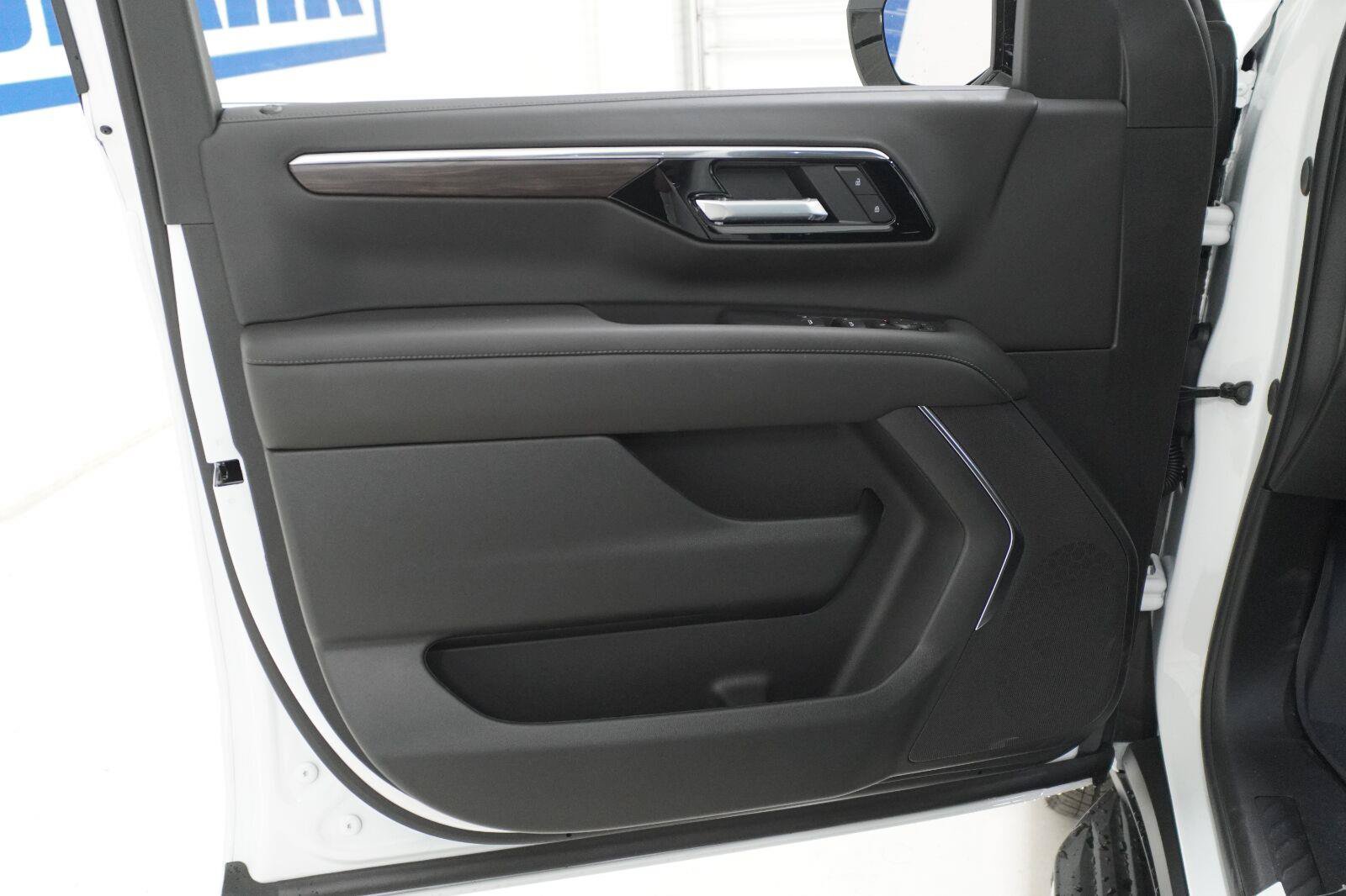New 2026 Chevrolet Tahoe LS RWD image 23